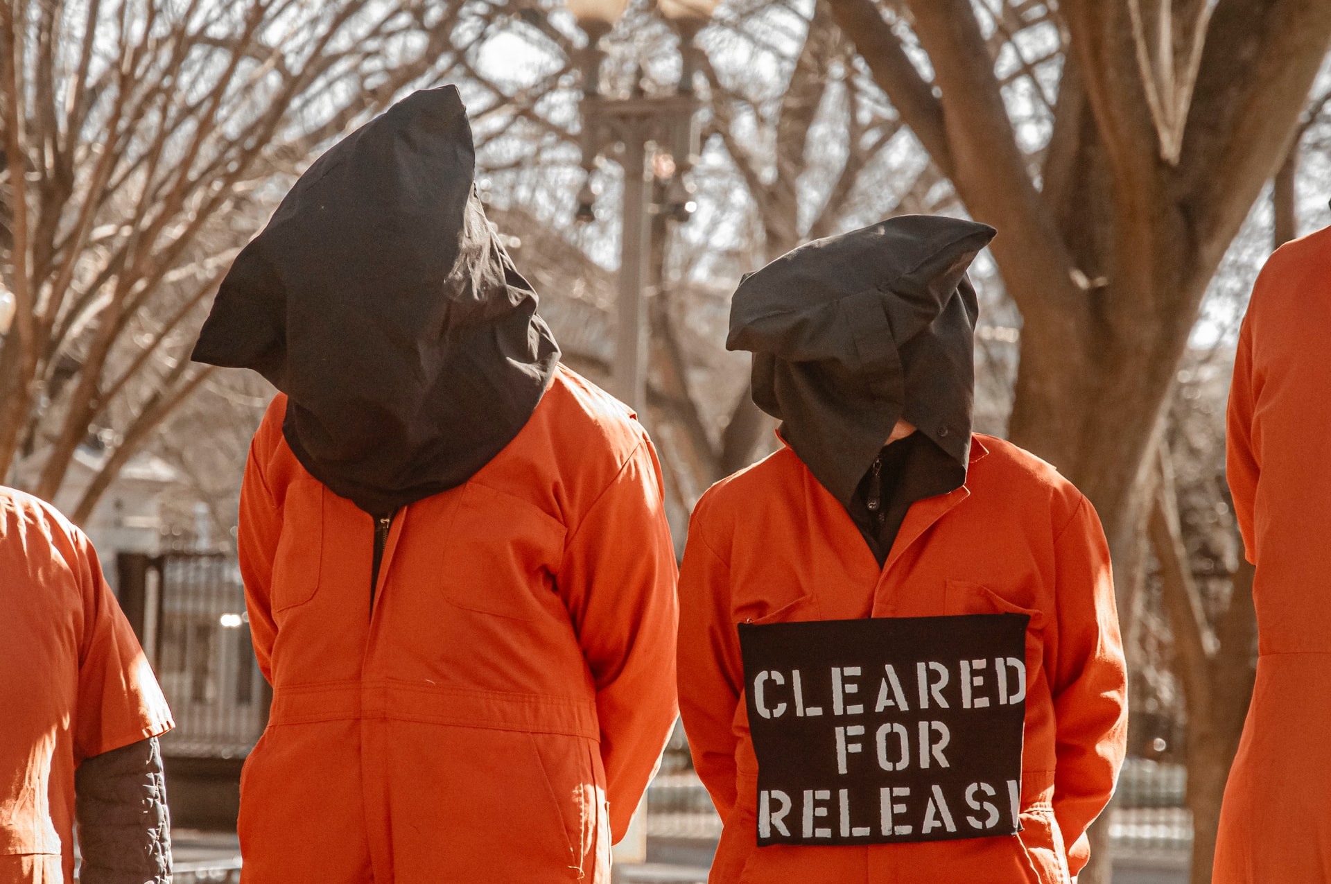Guantánamo Bay: “Hunt down and punish those (not) responsible”